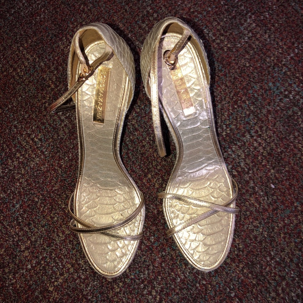 BCBGMAXAZRIA Gold Snakeskin Heels
